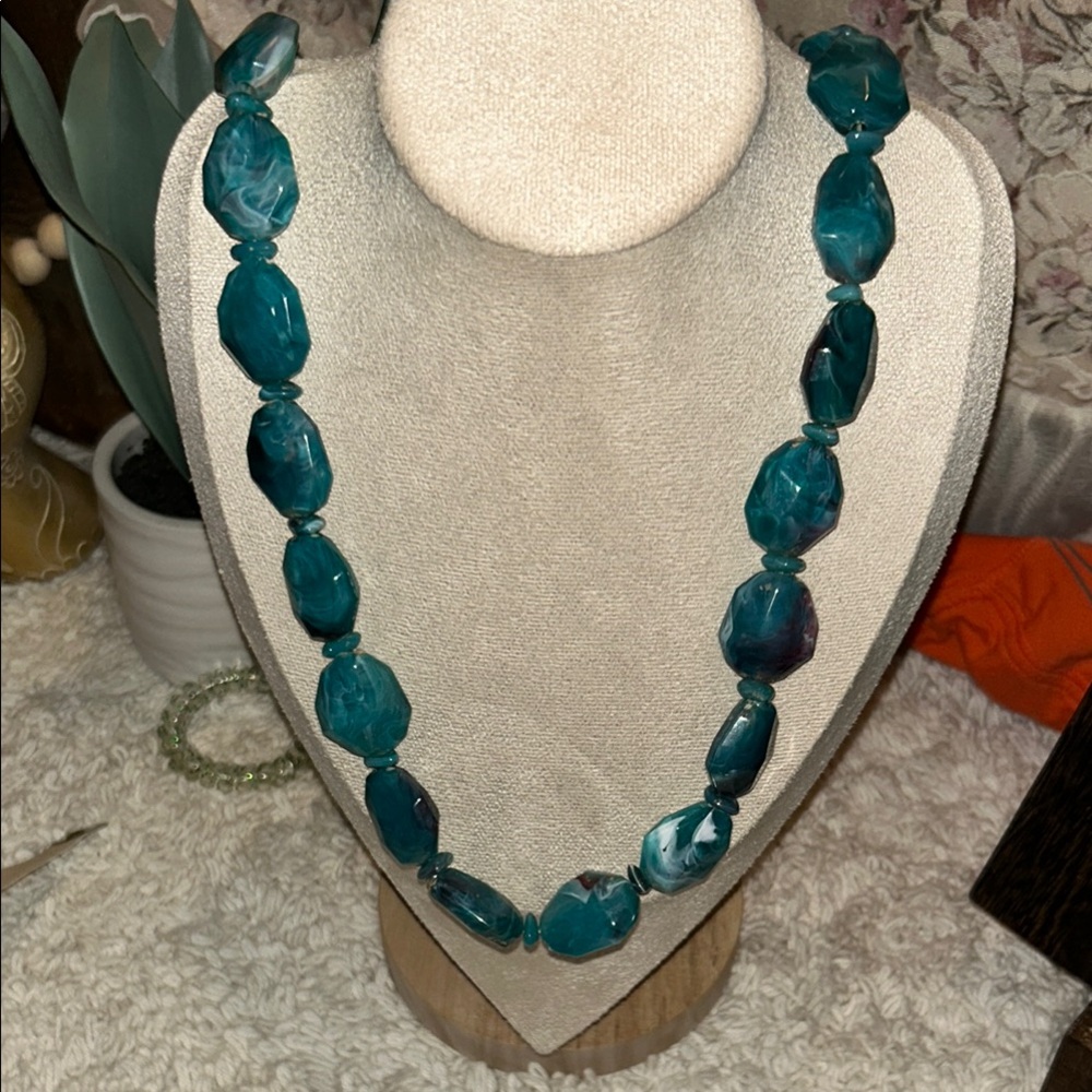 Teal Beaded Necklace